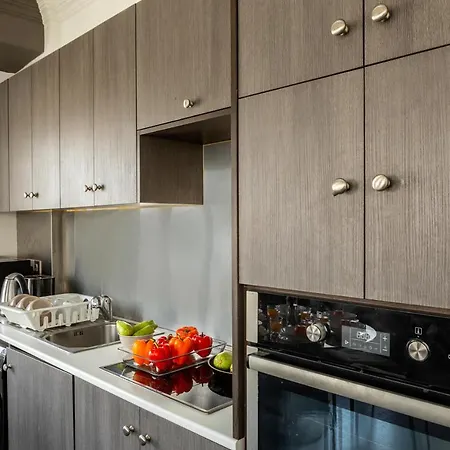 Ledra Star Central *